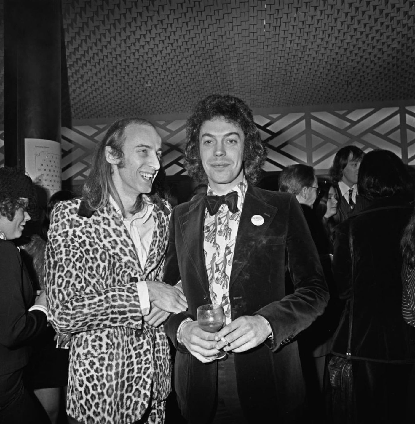 Richard O'Brien and actor/singer Tim Curry at the Savoy Hotel in London, 1973. Photo / Getty Images